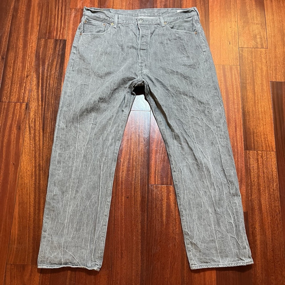 Levis 501 Jeans Mens 39x30 Gray Straight Leg Button Fly Oak Cone Denim Whisker